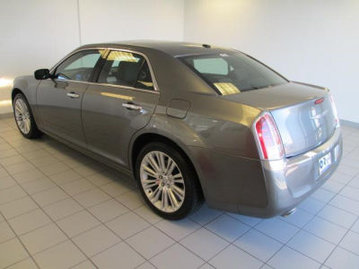 2011 Chrysler 300C  Base