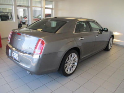 2011 Chrysler 300C  Base