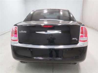 2011 Chrysler 300C  Base