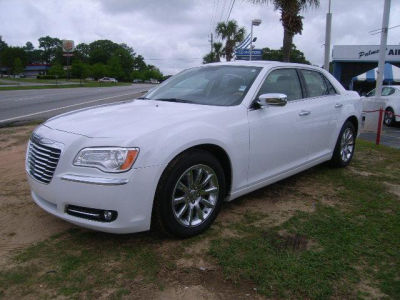 2013 Chrysler 300C Base