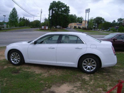 2013 Chrysler 300C  Base