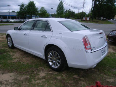 2013 Chrysler 300C  Base