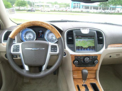 2013 Chrysler 300C  Base