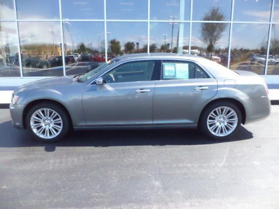 2011 Chrysler 300C  Base