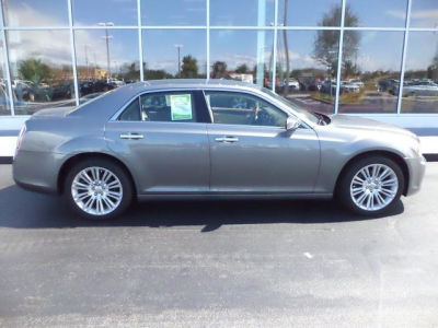 2011 Chrysler 300C  Base