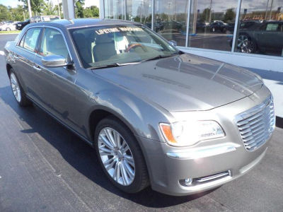 2011 Chrysler 300C  Base