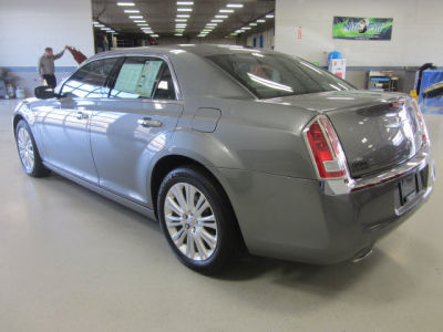 2012 Chrysler 300C  Base