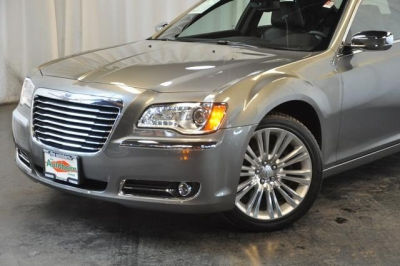 2011 Chrysler 300C  Base