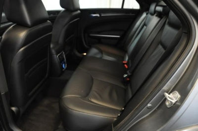 2011 Chrysler 300C  Base