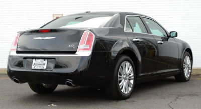 2011 Chrysler 300C  Base