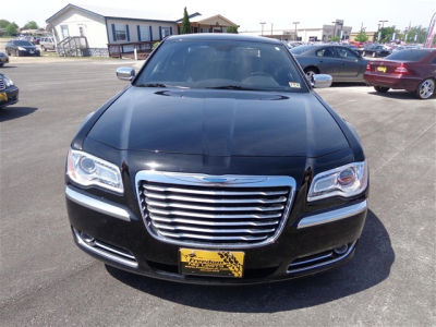 2012 Chrysler 300C  Base