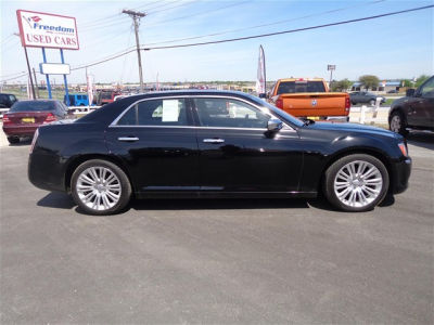 2012 Chrysler 300C  Base