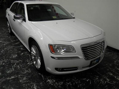 2011 Chrysler 300C  Base