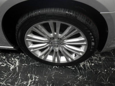 2011 Chrysler 300C  Base