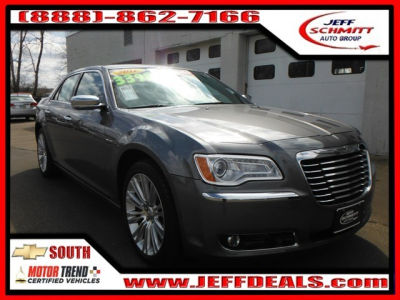 2011 Chrysler 300C  Base