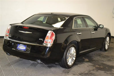 2012 Chrysler 300C  Base