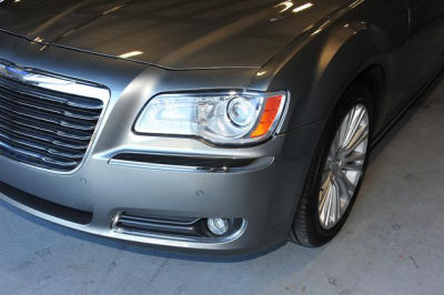 2011 Chrysler 300C  Base