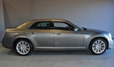 2011 Chrysler 300C  Base