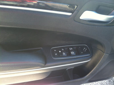 2012 Chrysler 300C  Base