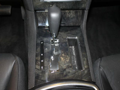 2011 Chrysler 300C  Base