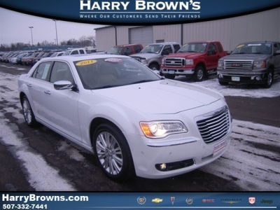 2011 Chrysler 300C  Base