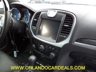 2013 Chrysler 300C  Base