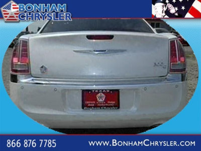 2011 Chrysler 300C  Base