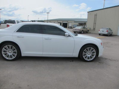 2011 Chrysler 300C  Base
