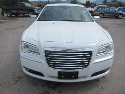 2011 Chrysler 300C  Base