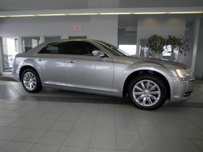 2011 Chrysler 300C  Base