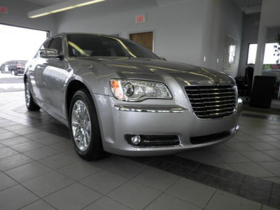 2011 Chrysler 300C  Base