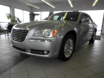 2011 Chrysler 300C  Base
