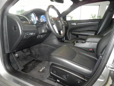 2011 Chrysler 300C  Base
