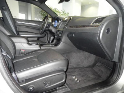2011 Chrysler 300C  Base