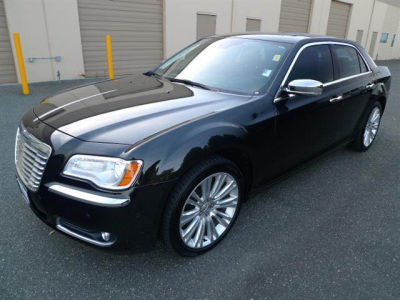2011 Chrysler 300C  Base