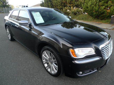 2011 Chrysler 300C  Base