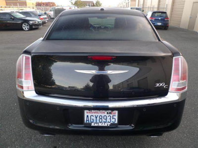 2011 Chrysler 300C  Base
