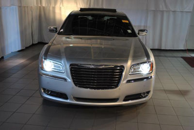2011 Chrysler 300C  Base