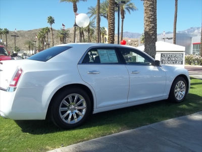 2012 Chrysler 300C  Base