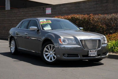 2012 Chrysler 300C  Base