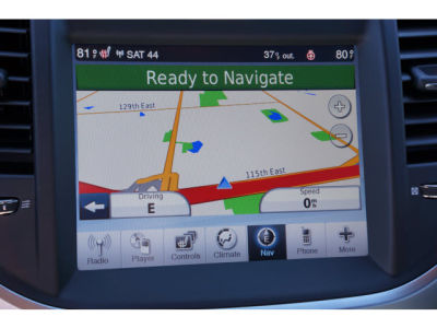 2011 Chrysler 300C  Base