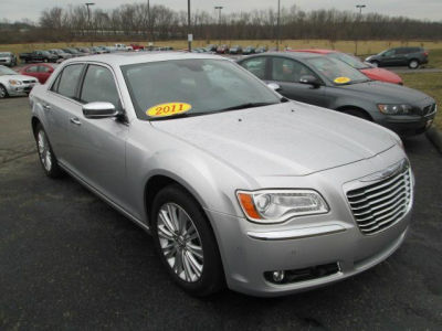 2011 Chrysler 300C  Base