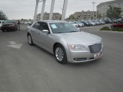 2012 Chrysler 300C  Base