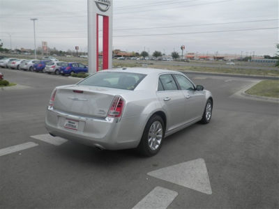 2012 Chrysler 300C  Base