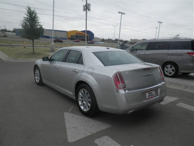 2012 Chrysler 300C  Base