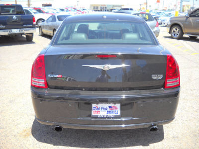 2010 Chrysler 300C  SRT-8