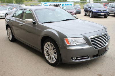 2011 Chrysler 300C  Base