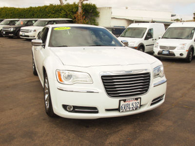 2012 Chrysler 300C  Base