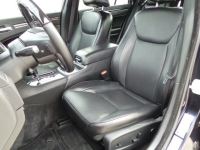 2012 Chrysler 300C  Base