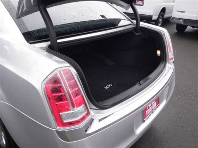 2011 Chrysler 300C  Base